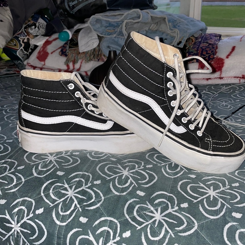 OLD SKOOL STACKFORM HIGHTOP womens 7 mens 5.5